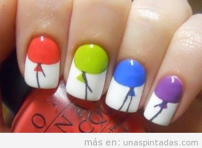 Nail Art, uñas decoradas con dibujos de globos de colores