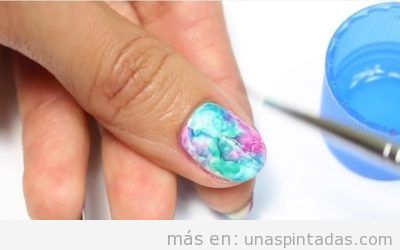 Uñas de acuarela: Colores elegantes para pintar tus uñas