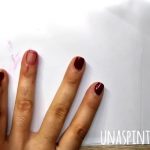 Truco quitar esmalte rojo uñas sin manchar piel dedos