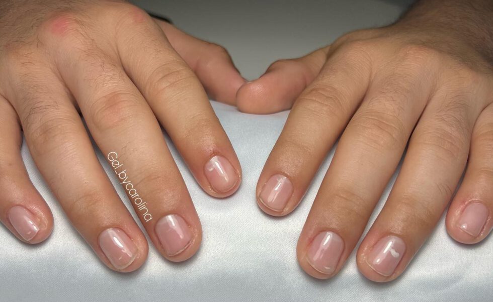 Diseños de uñas para hombres - Uñas pintadas